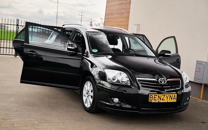 Toyota Avensis cena 24900 przebieg: 164500, rok produkcji 2007 z Sokółka małe 781